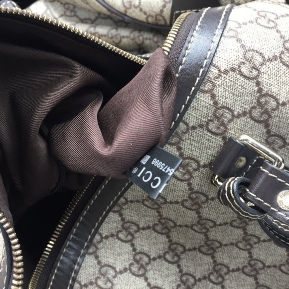 Gucci Duffle Bag - Picture 3 of 3